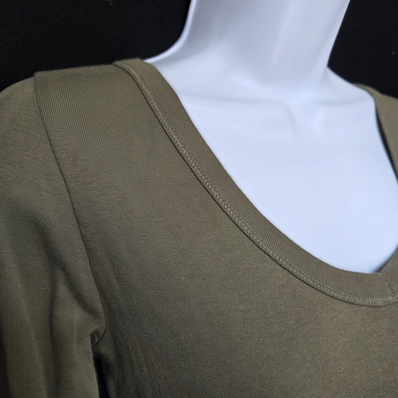 Tee Shop Olive Green Women's Long Sleeve Tee Large - Picture 2 of 5
